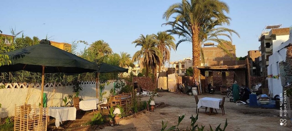 객실 내 식사 공간