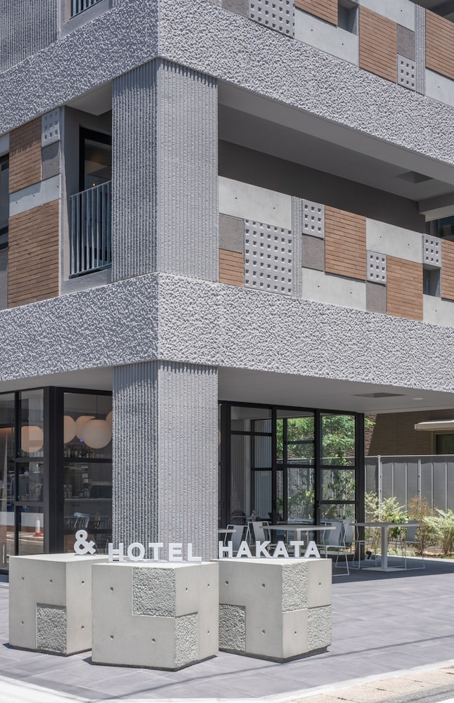 숙박 시설 정면