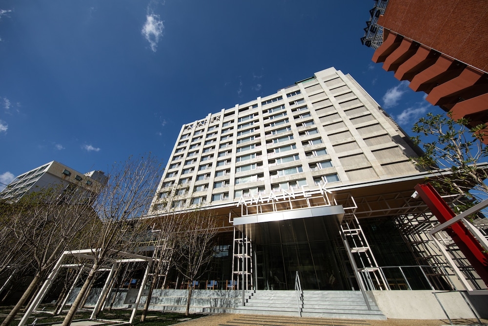 숙박 시설 입구