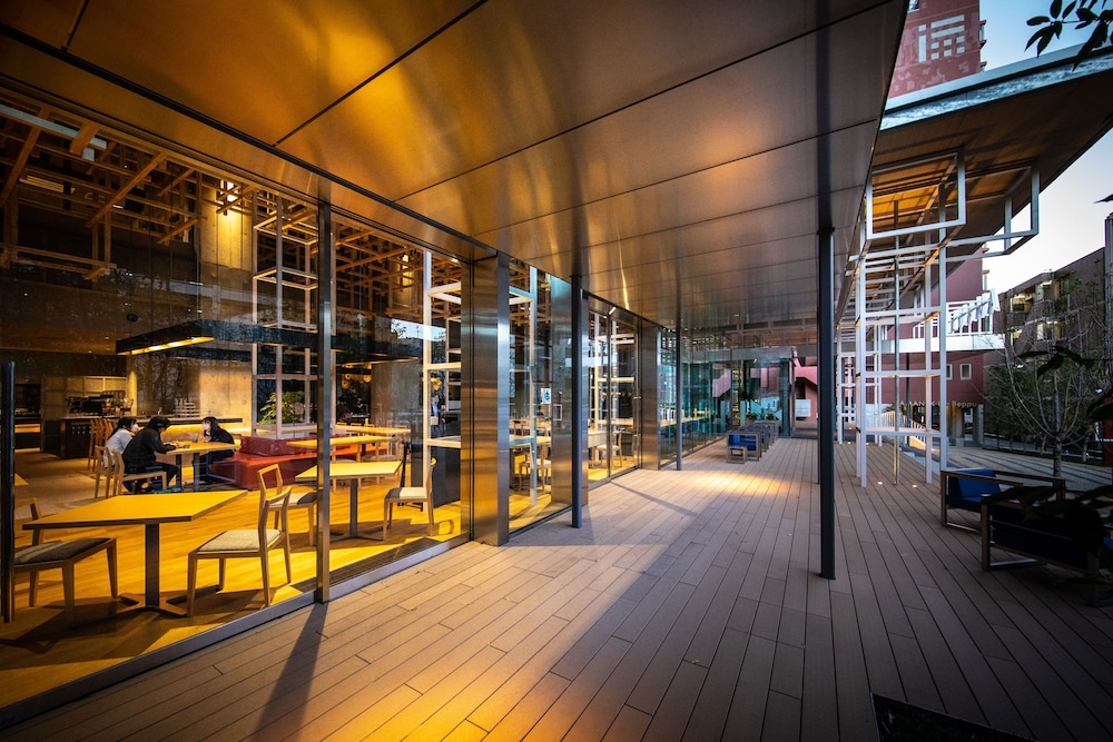 숙박 시설 구내