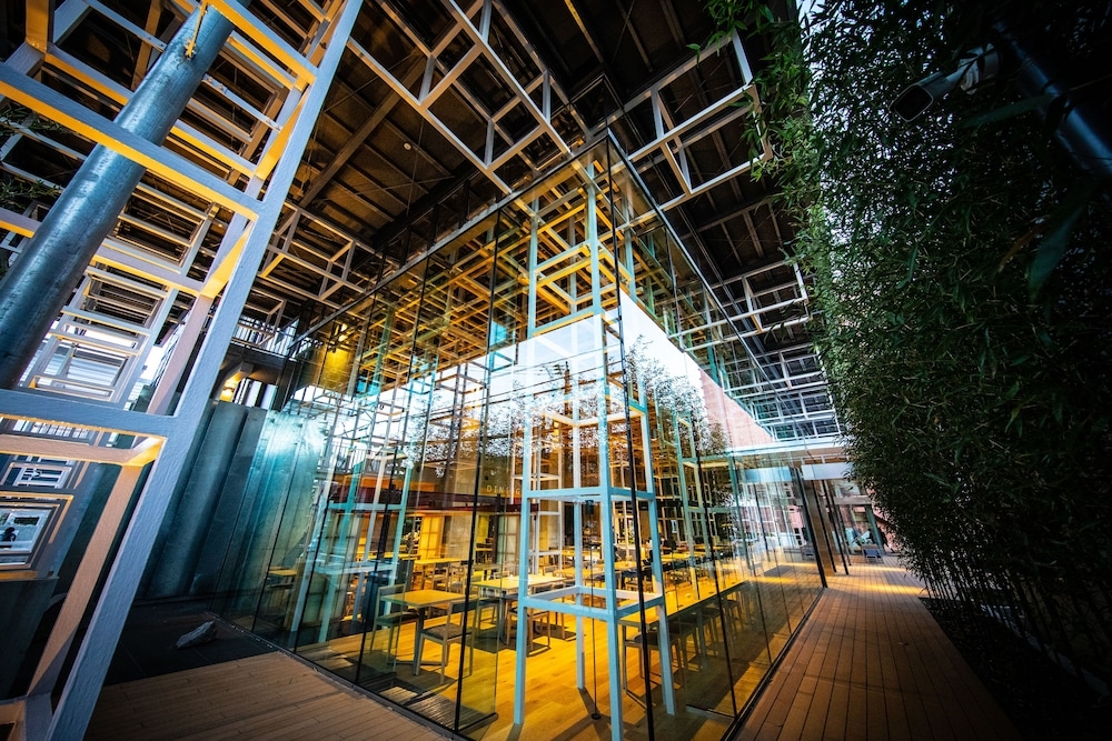 숙박 시설 구내