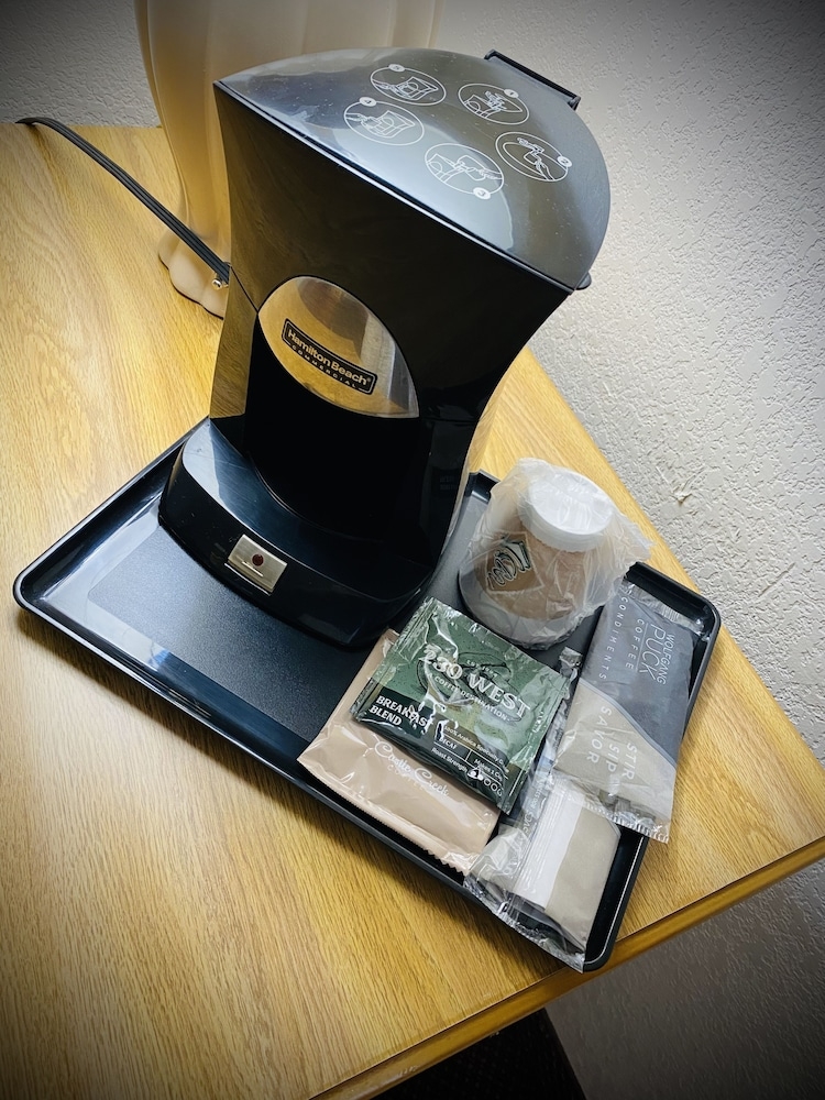 객실 내 식사 공간