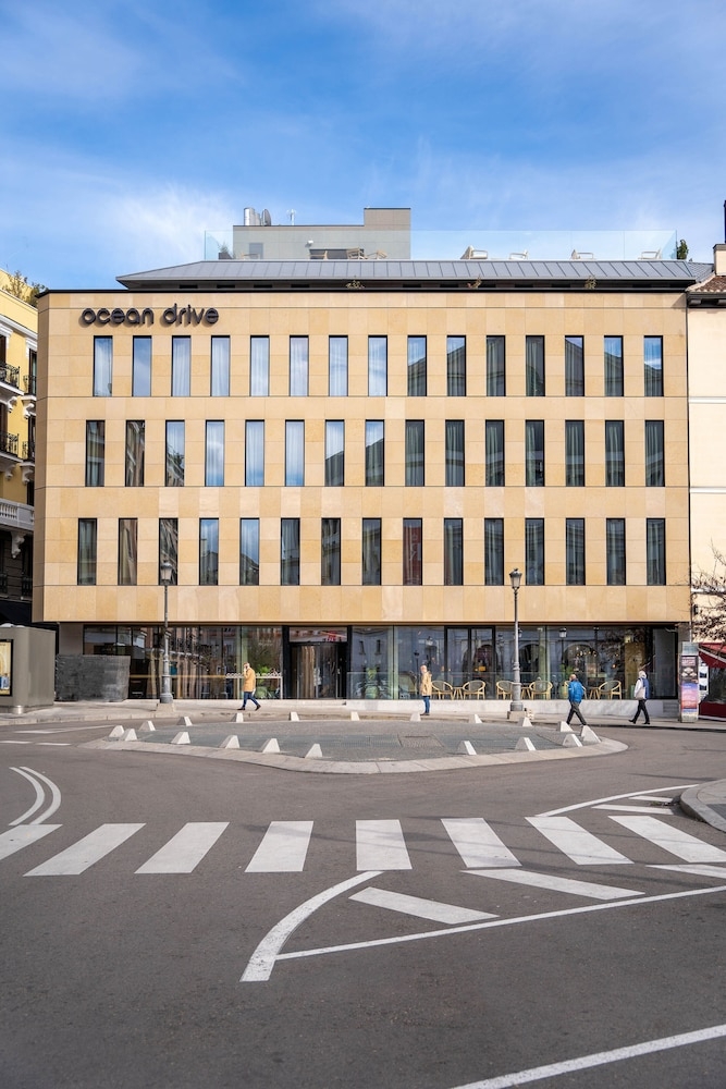 숙박 시설 정면