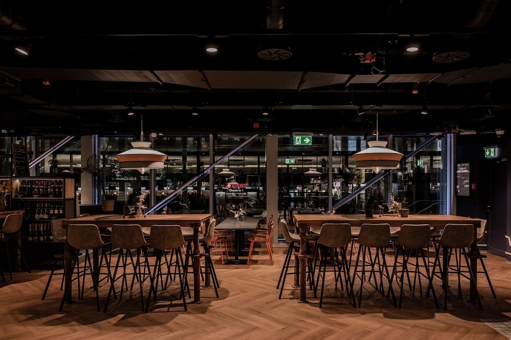 로비 좌석 공간