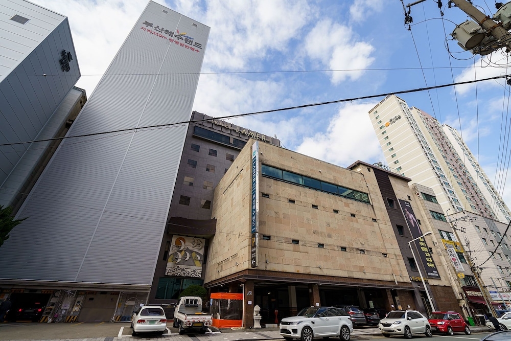 숙박 시설 구내