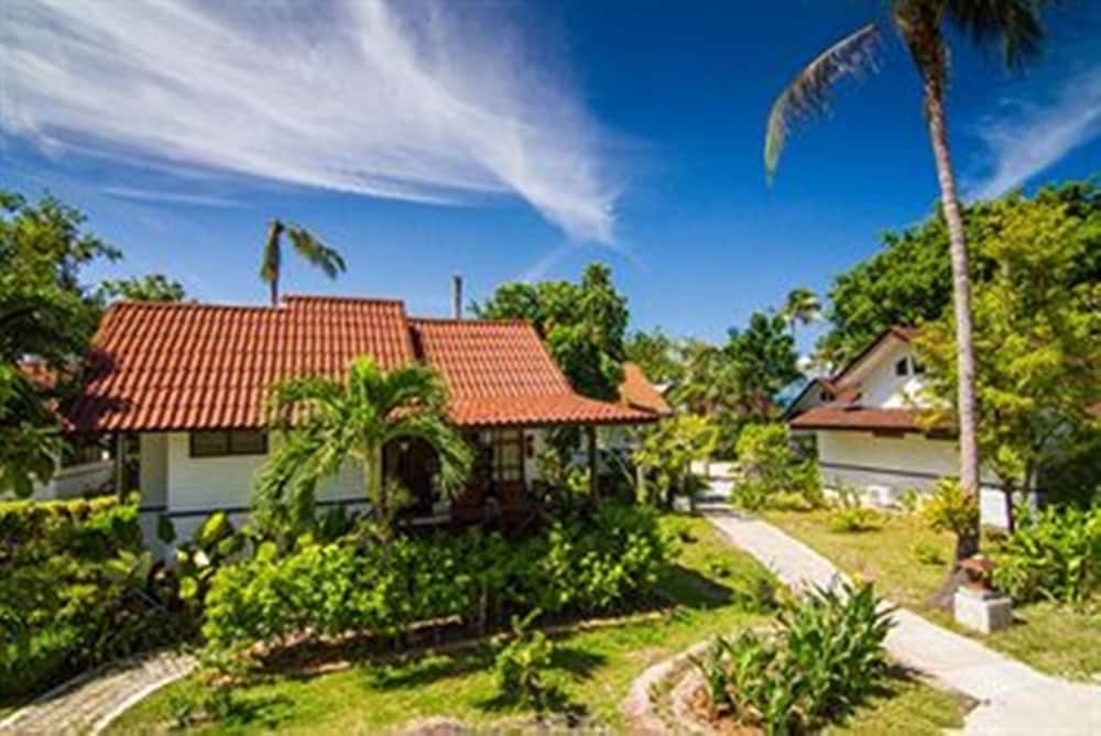 숙박 시설 입구