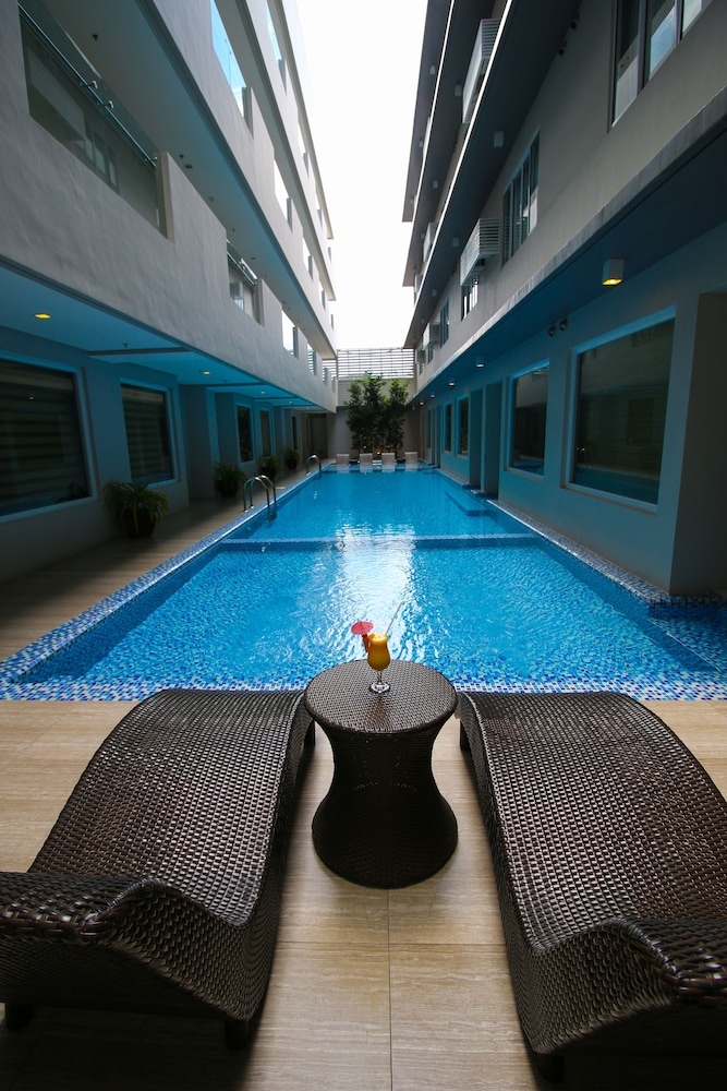 실내/야외 수영장