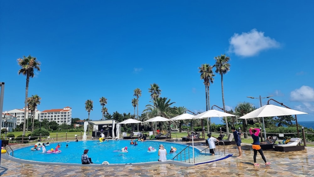 실내/야외 수영장