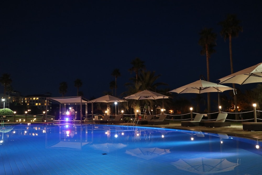 실내/야외 수영장