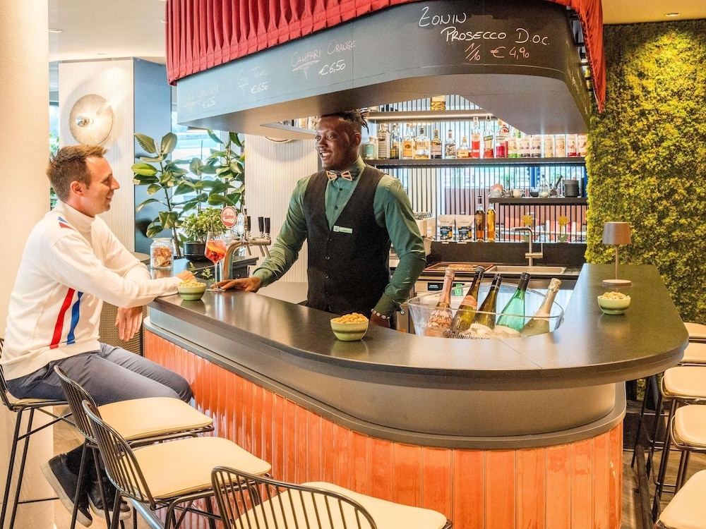 바(숙박 시설 내)