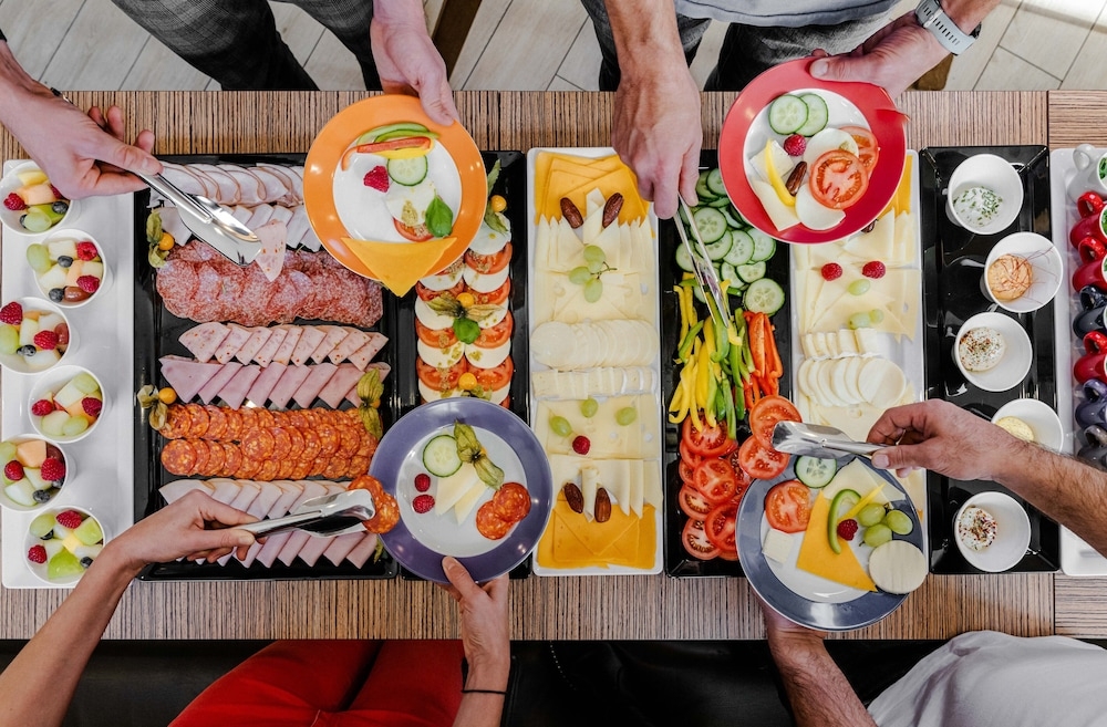 뷔페 아침 식사