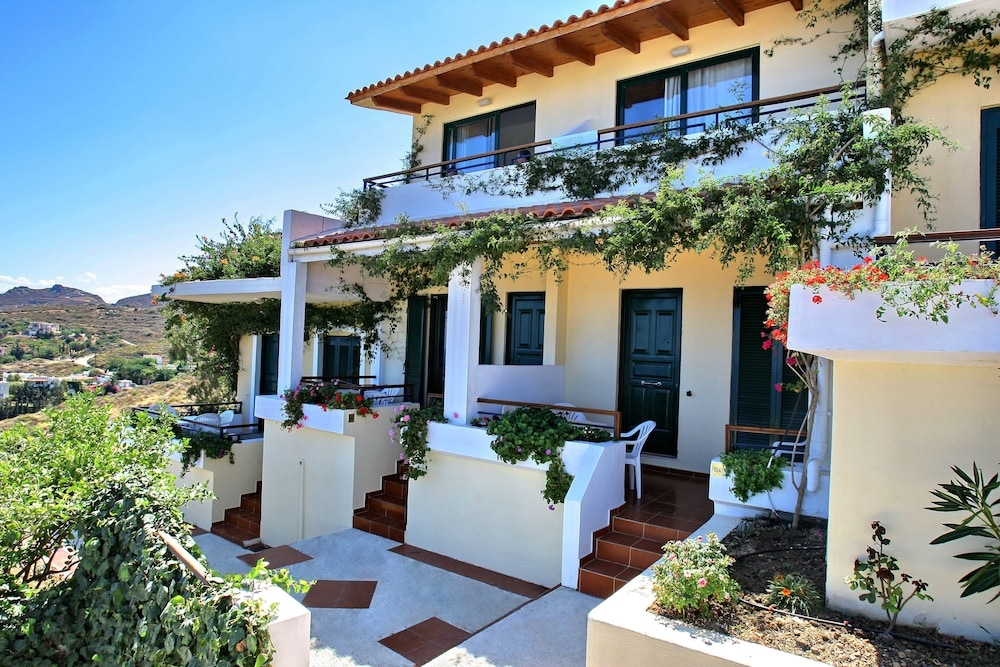 숙박 시설 정면