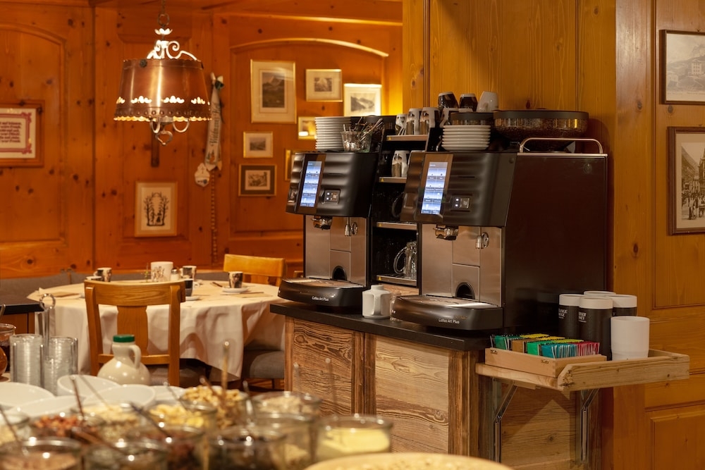 뷔페 아침 식사