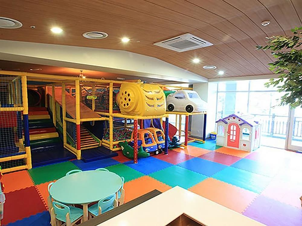 어린이 놀이 공간 - 실내