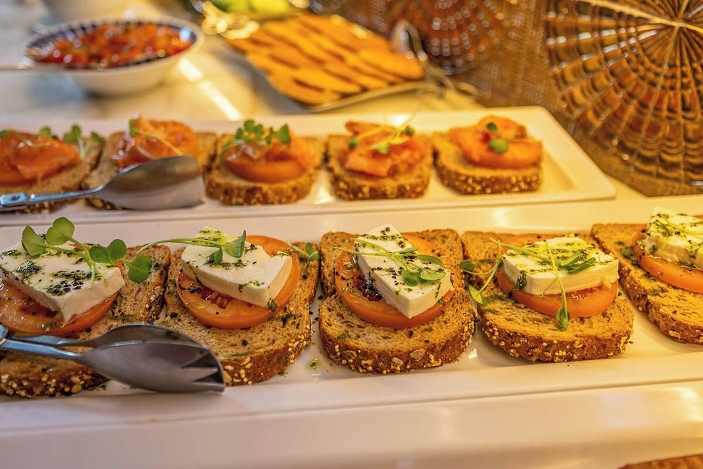 뷔페 아침 식사