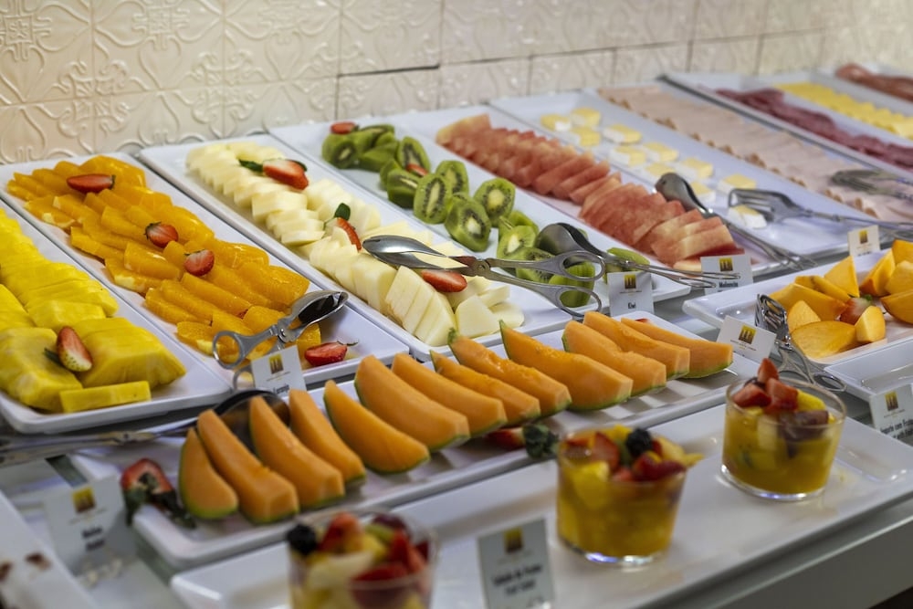 뷔페 아침 식사