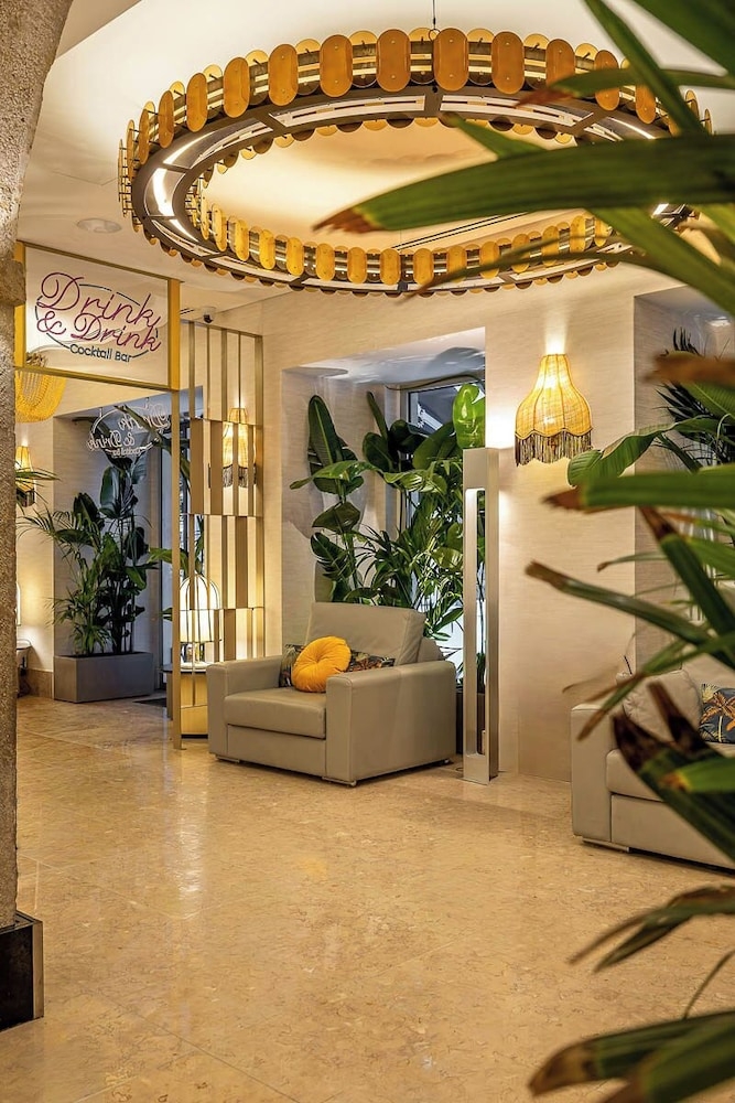 로비 좌석 공간