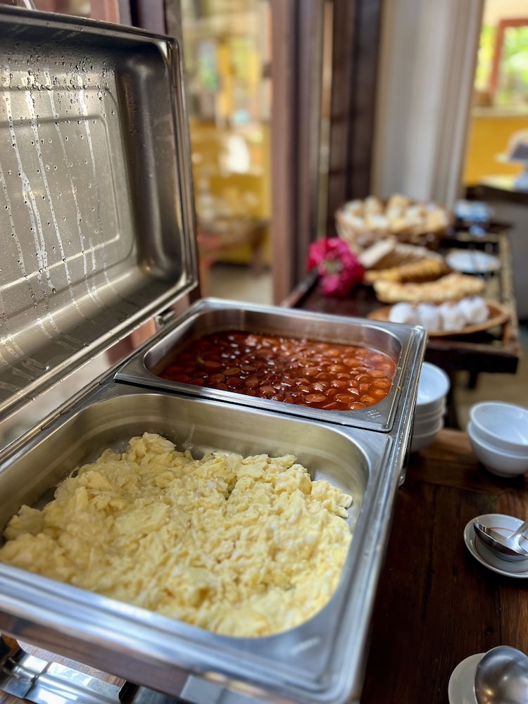 뷔페 아침 식사