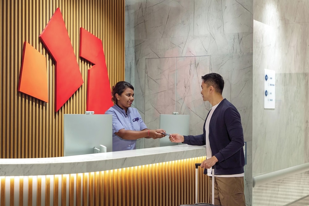 체크인/체크아웃 키오스크