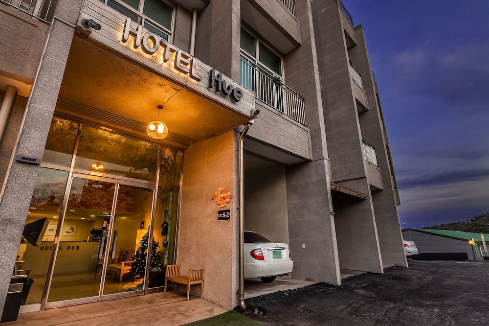 숙박 시설 정면