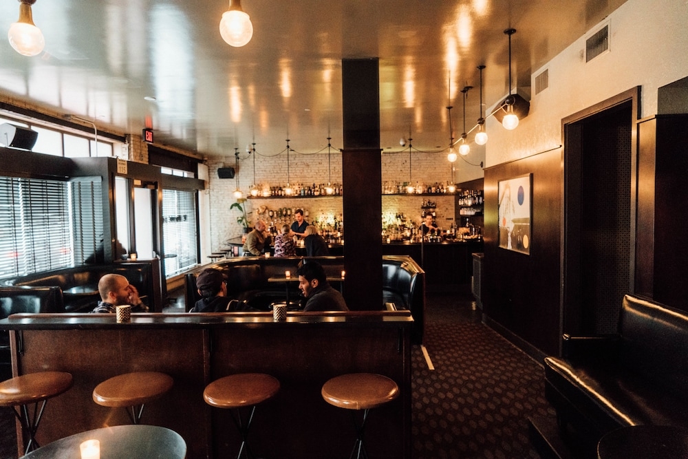 바(숙박 시설 내)