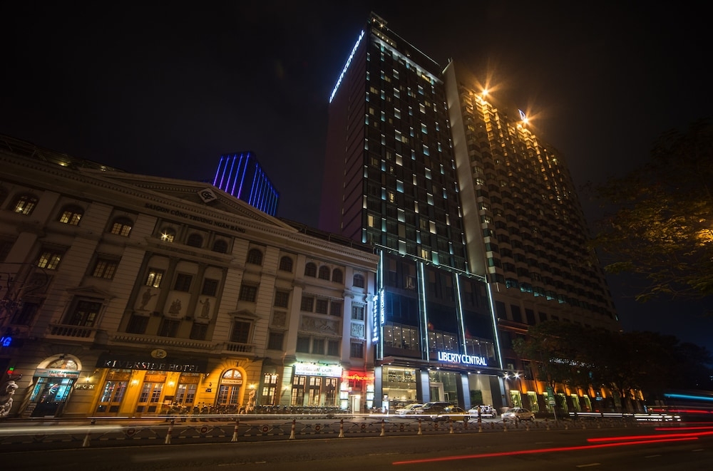 숙박 시설 정면