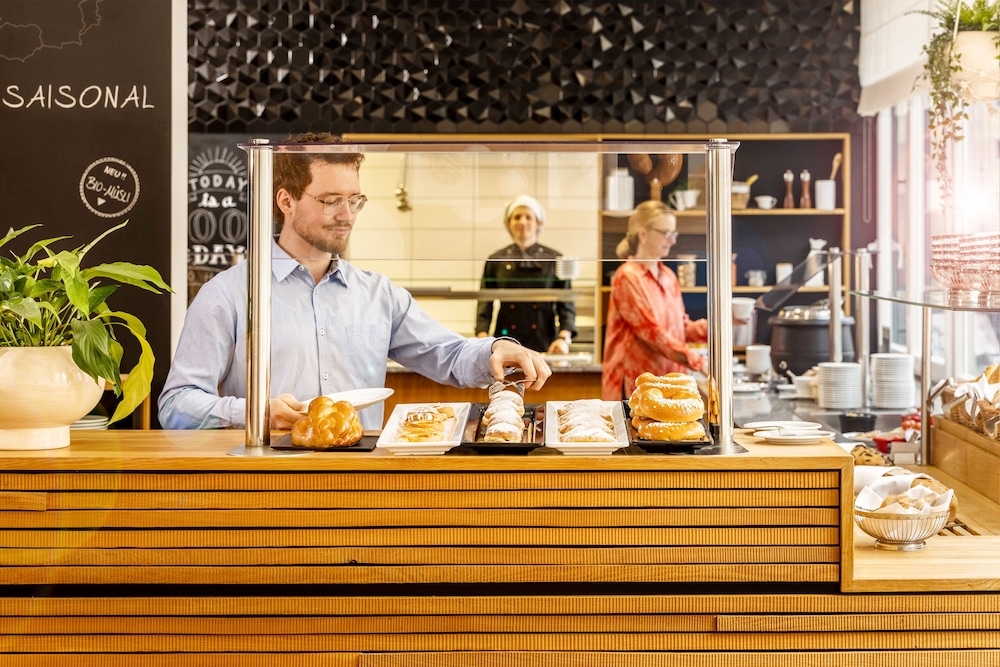 뷔페 아침 식사