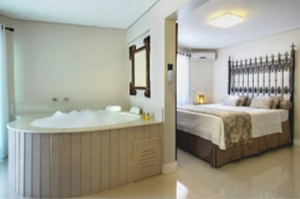 전용 스파 욕조