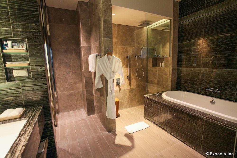 객실 내 비즈니스 센터