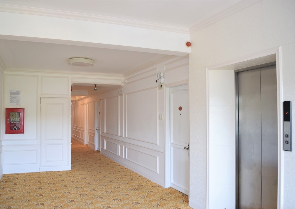 숙박 시설 입구