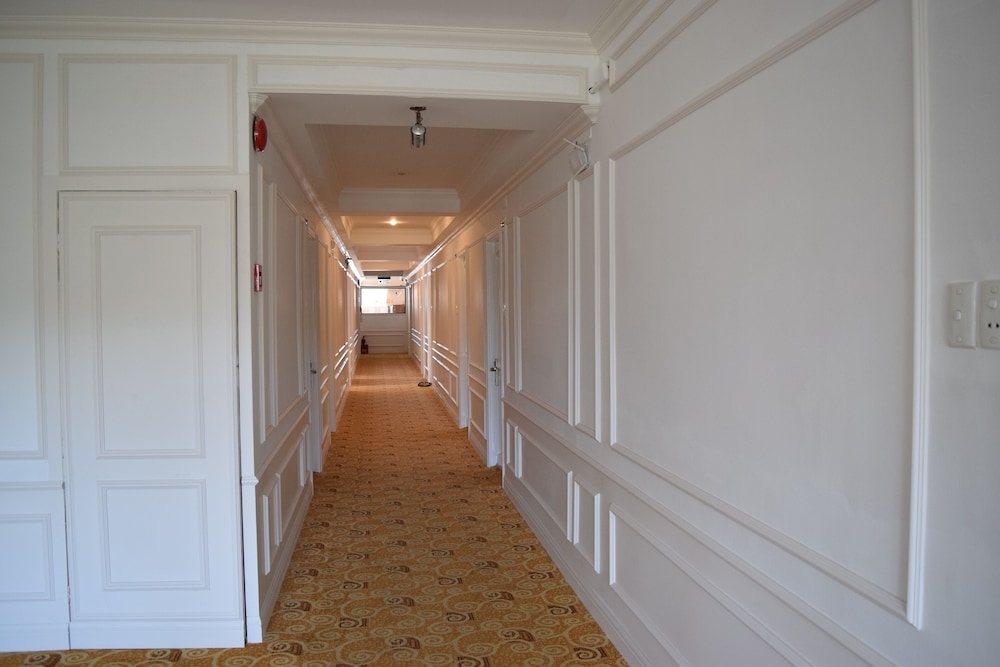 숙박 시설 입구