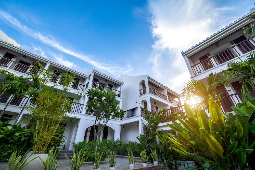 숙박 시설 정면