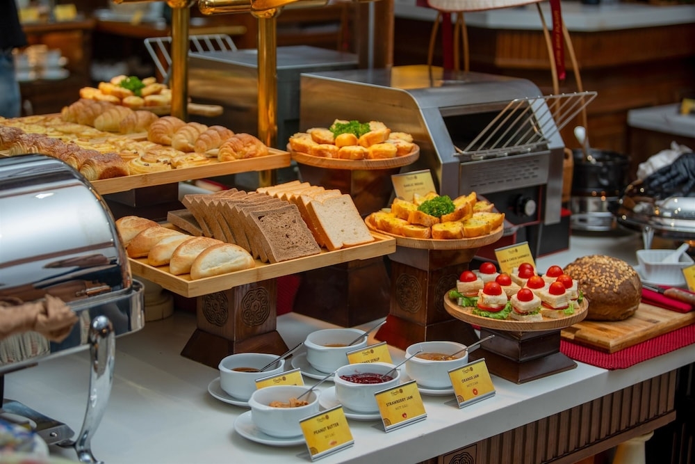 뷔페 아침 식사