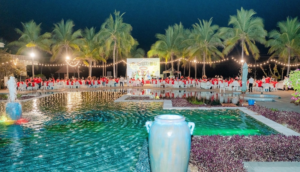 야외 연회 공간