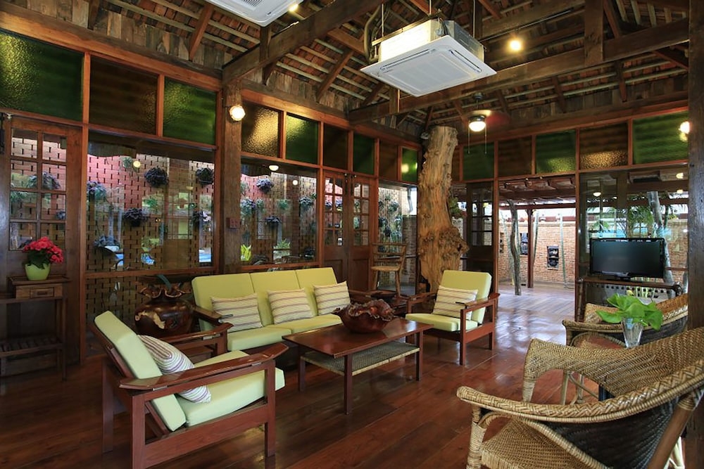 로비 좌석 공간