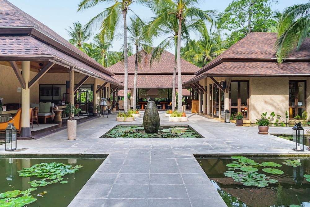 로비 좌석 공간