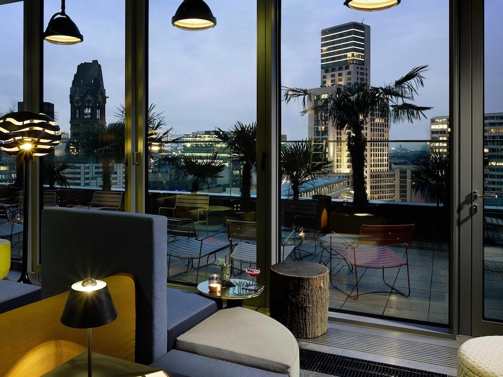 바(숙박 시설 내)