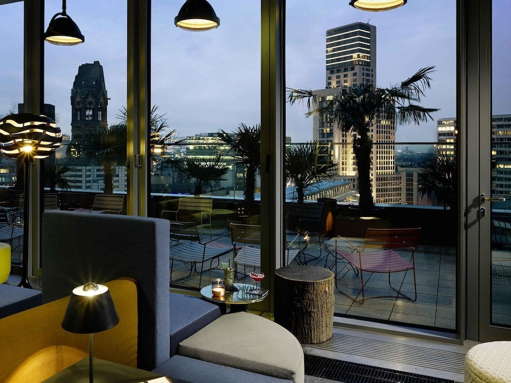 바(숙박 시설 내)