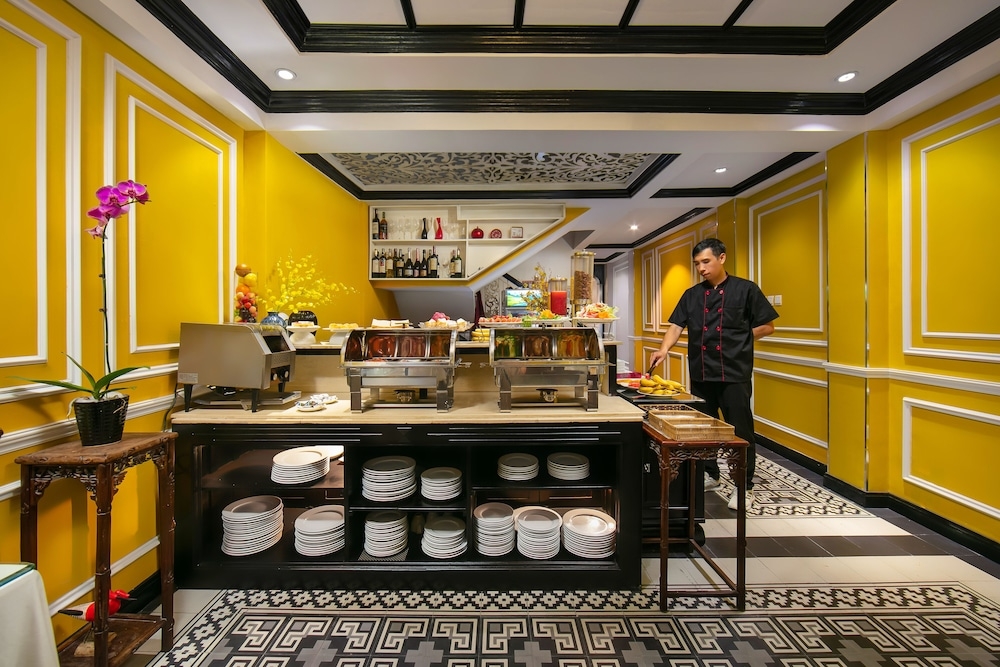 뷔페 아침 식사