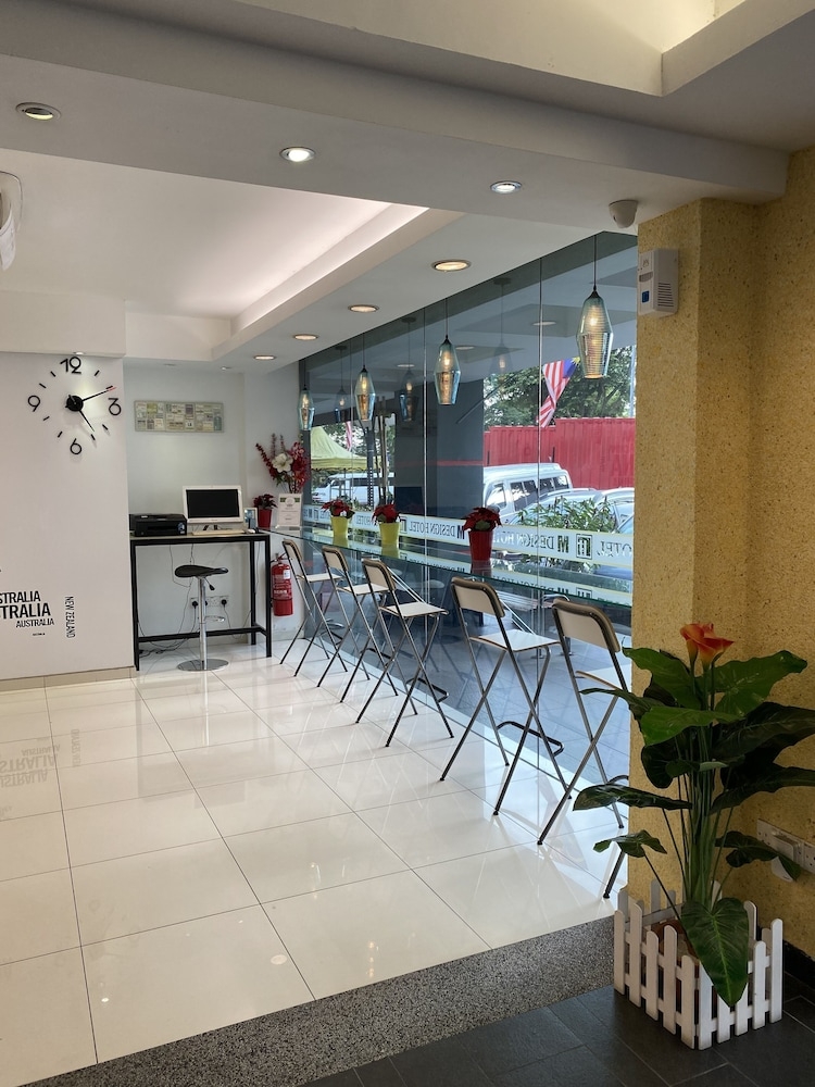 로비 좌석 공간