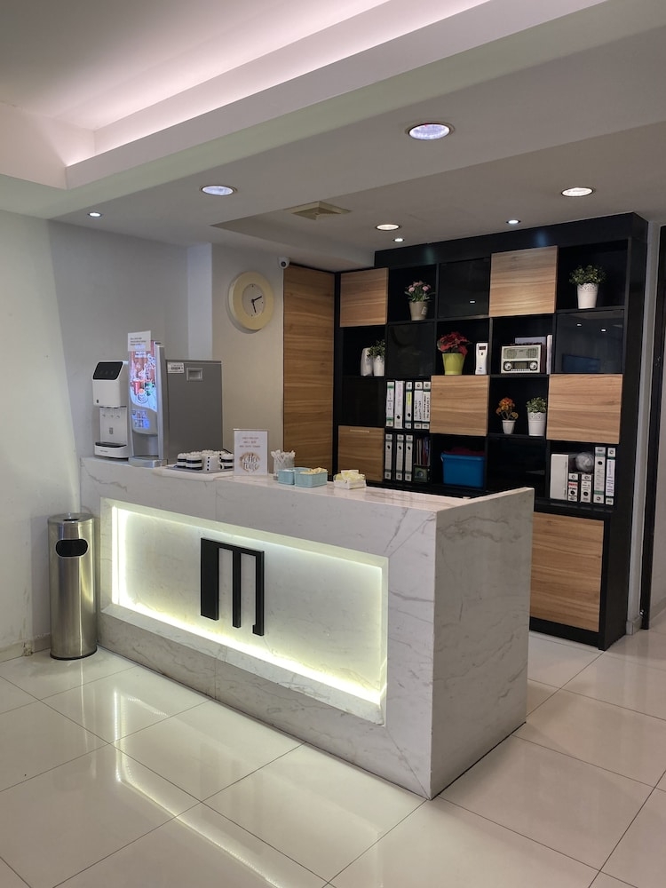 로비 좌석 공간