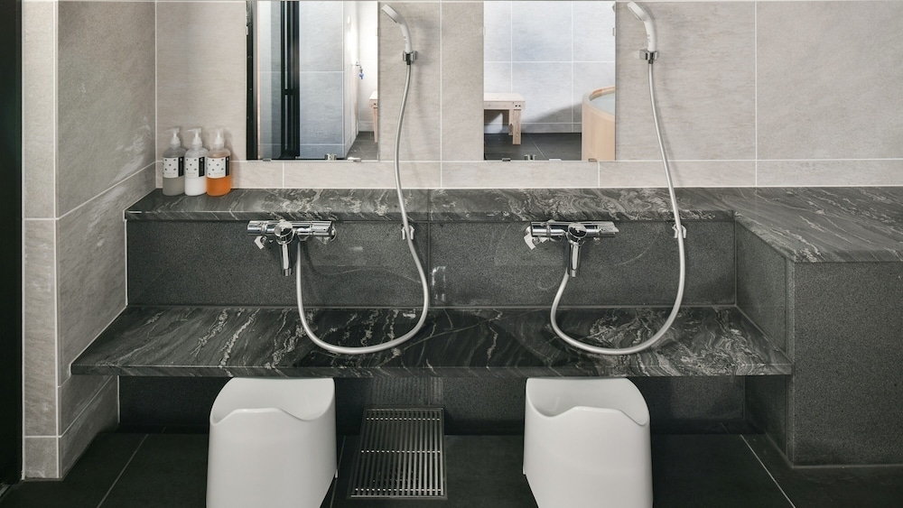 숙박 시설 내 편의 시설/서비스