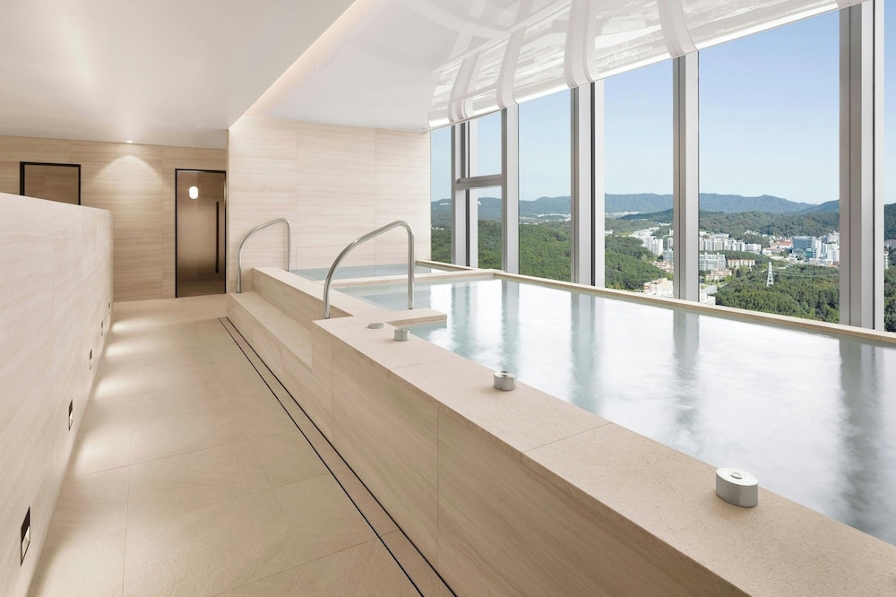 숙박 시설 내 편의 시설/서비스