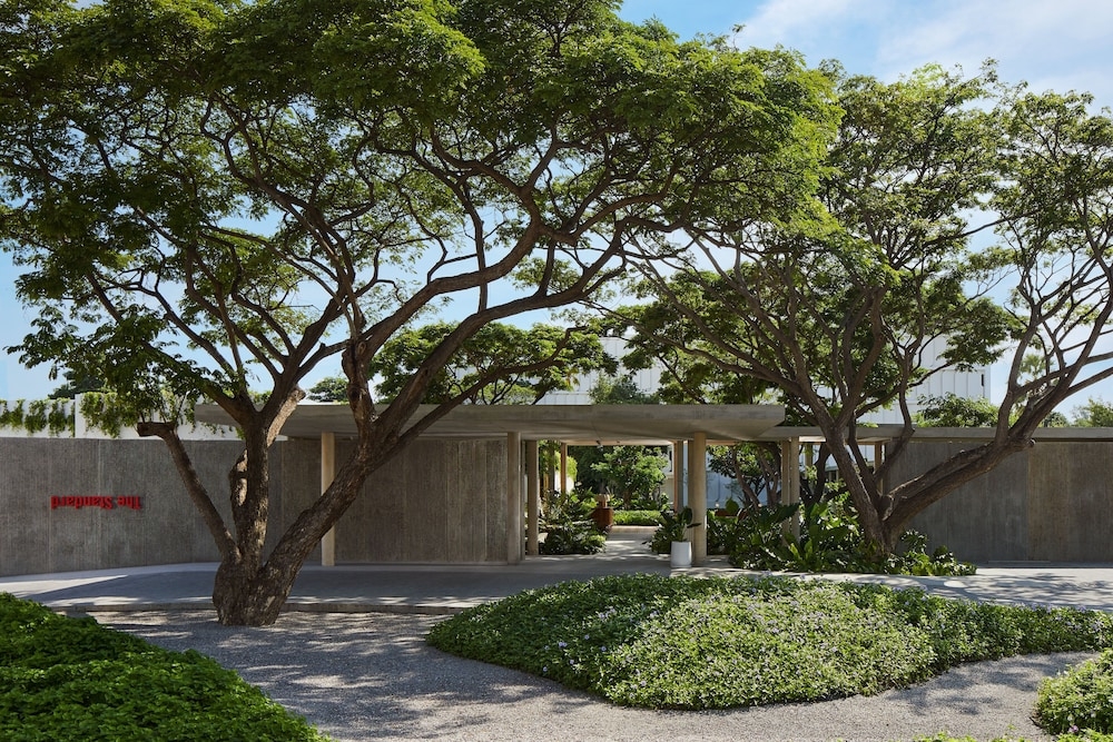 숙박 시설 입구