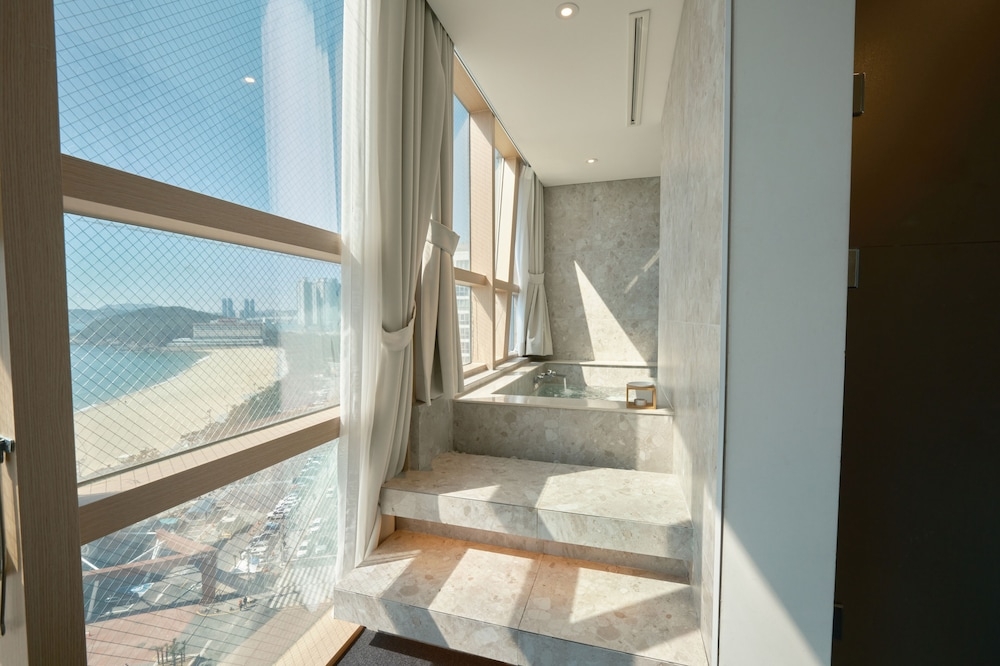 전용 스파 욕조