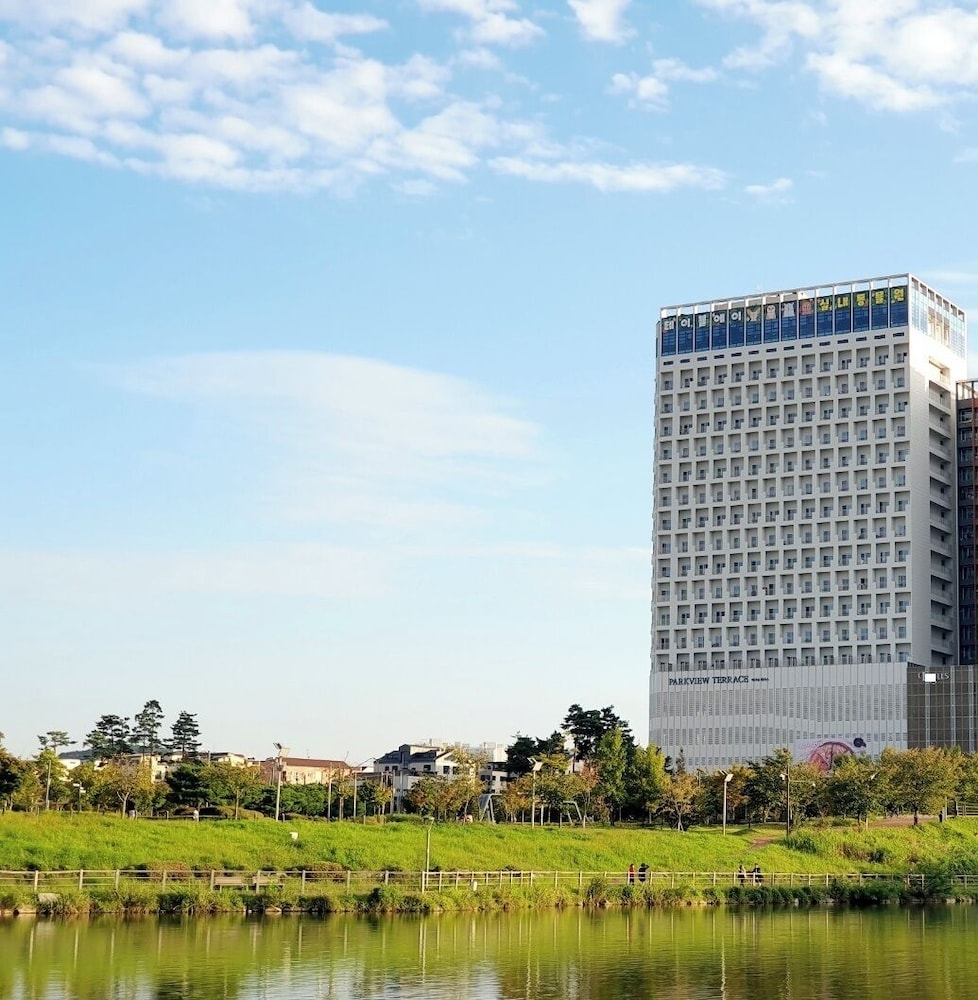 숙박 시설 정면