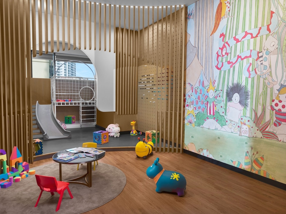 어린이 놀이 공간 - 실내