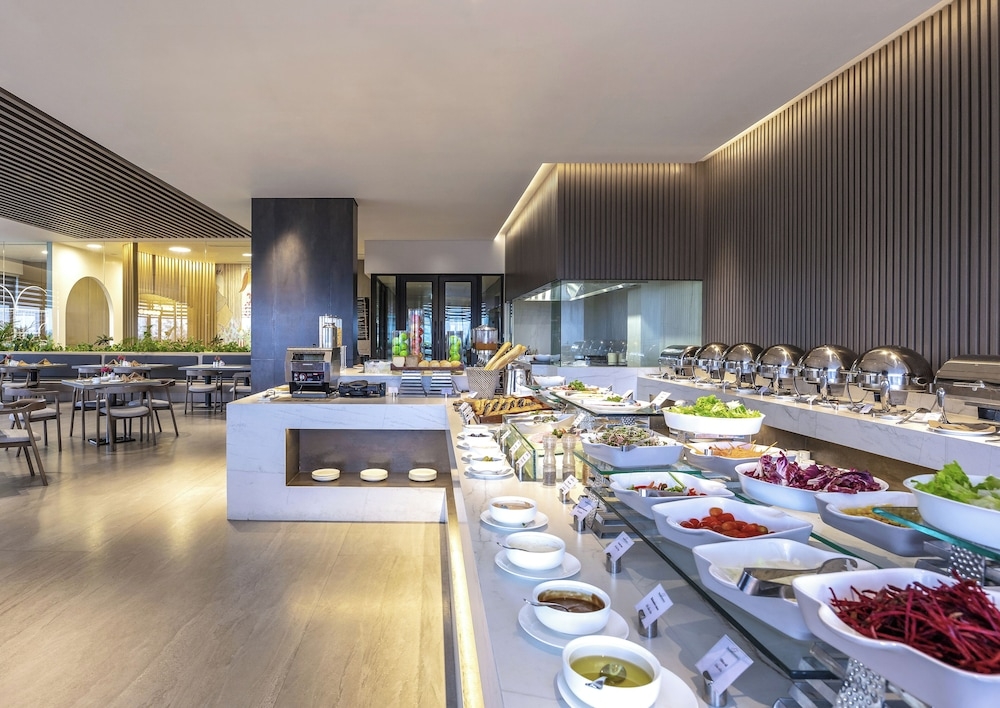 뷔페 아침 식사