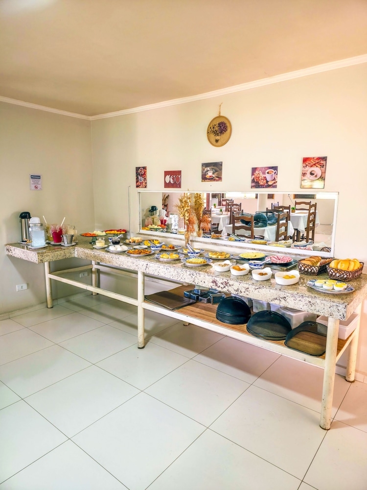 뷔페 아침 식사