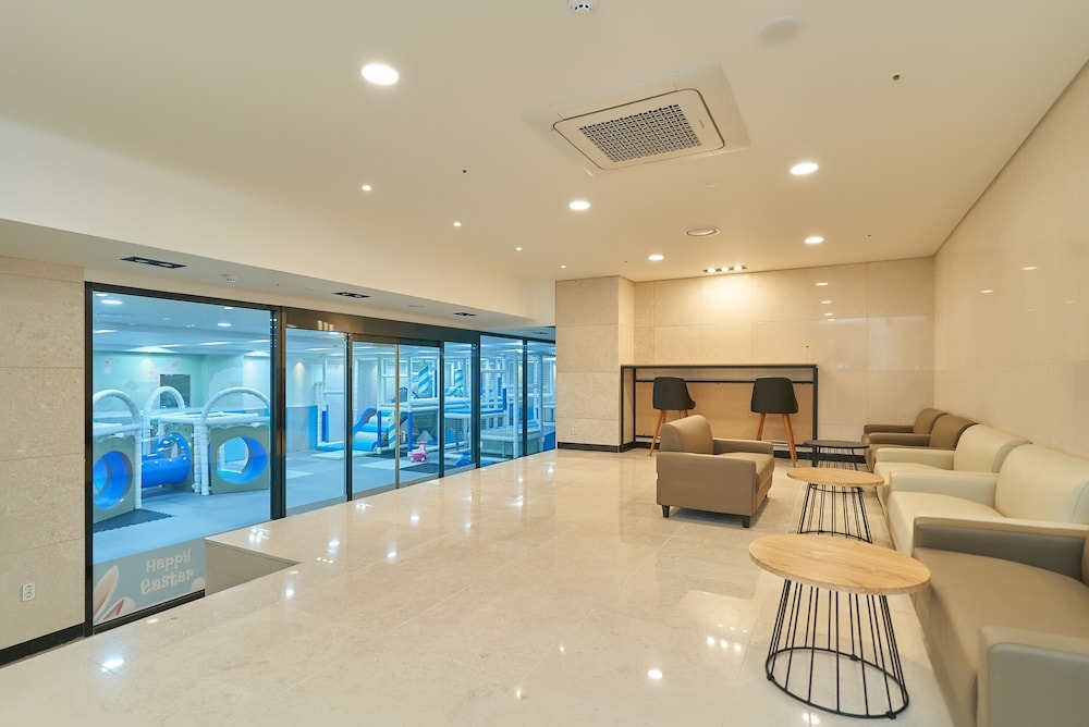 어린이 놀이 공간 - 실내